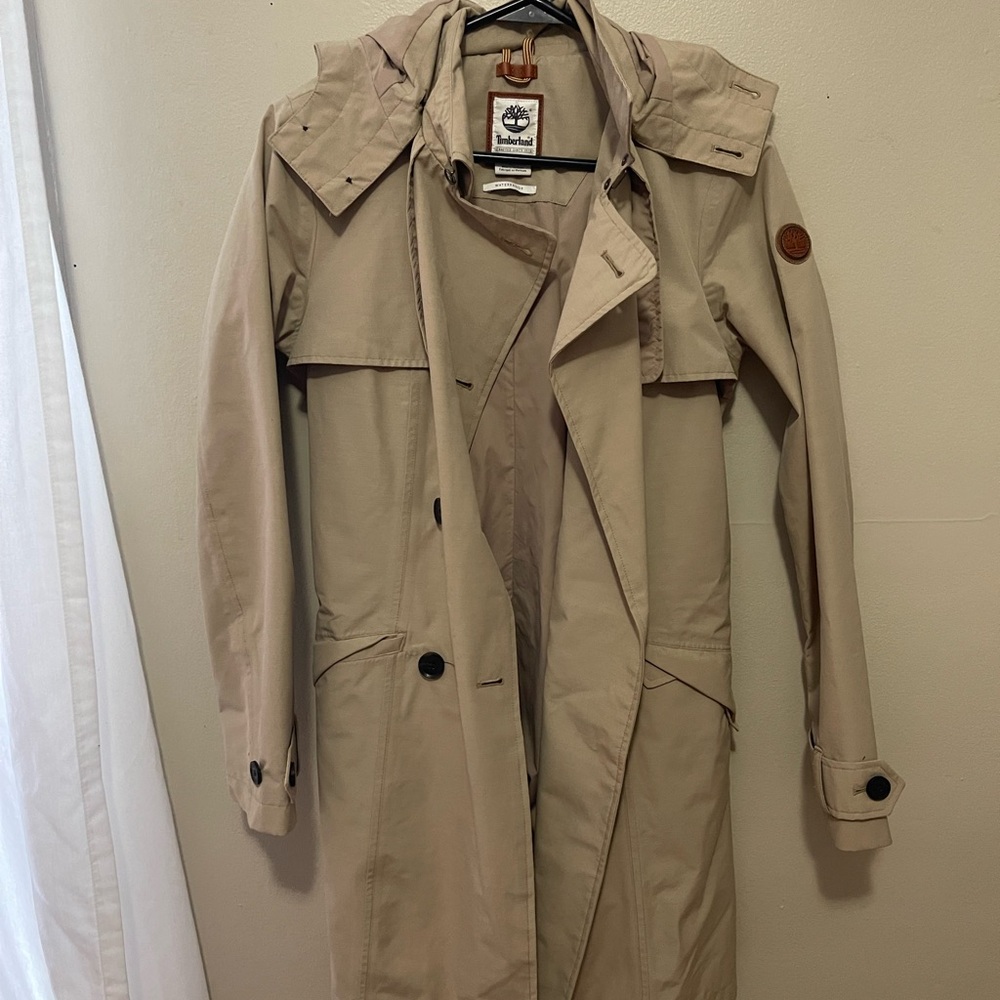 Women’s medium weight Beige Trench Coat